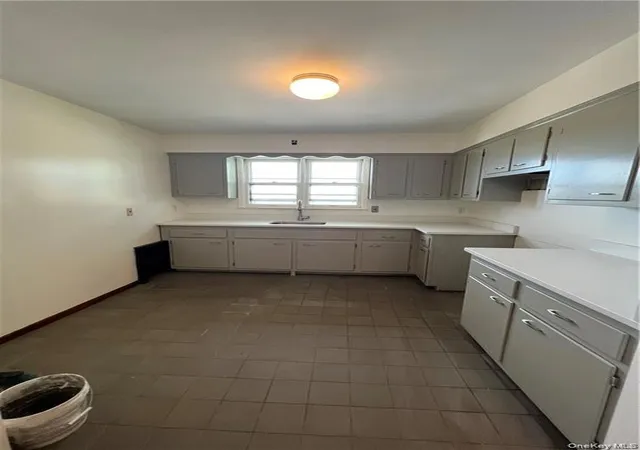Photo 3 of Multi family home for sale at 94 William St, Yonkers, NY 10701 | MLS# 998743 | Listing updated on 2026-08-13
