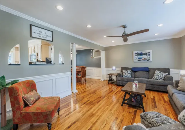 4th image of 4220 Express Dr S, Islip, NY 11779 | MLS# 998765