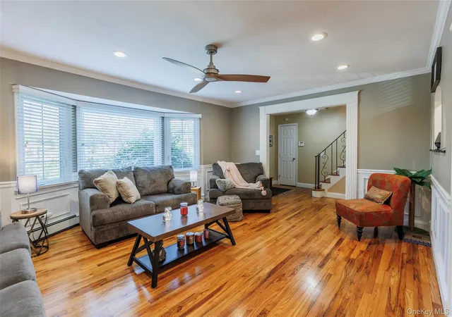5th image of 4220 Express Dr S, Islip, NY 11779 | MLS# 998765