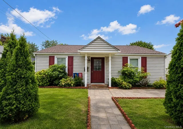 Photo 1 of Single family home for sale at 3 N Wayne Ave, Haverstraw, NY 10993 | MLS# 998834 | Listing updated on 2026-09-26