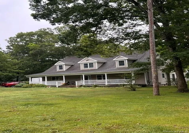 2nd image of 4 Conservation Circus Rd, Brookhaven, NY 11961 | MLS# 998842