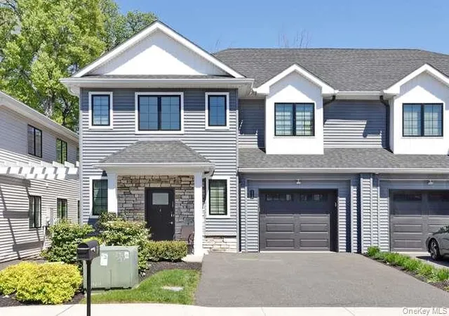 4th image of 11 Silverwood Cir, Suffern, NY 10901 | MLS# 998850