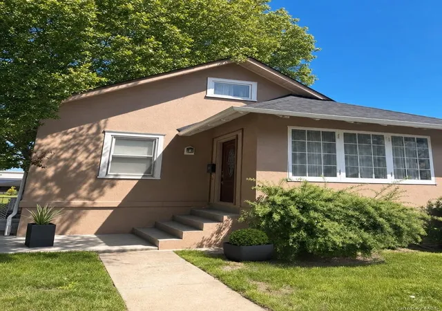 Homes for sale in Mount Vernon, NY | 421 Union Ave, Mount Vernon, NY 10550 | MLS# 998865