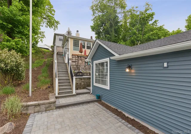 Photo 3 of Sale Pending at 760-762 Old Dock Rd, Kings Park, NY 11754 | MLS# 998905 | Listing updated on 2026-07-04