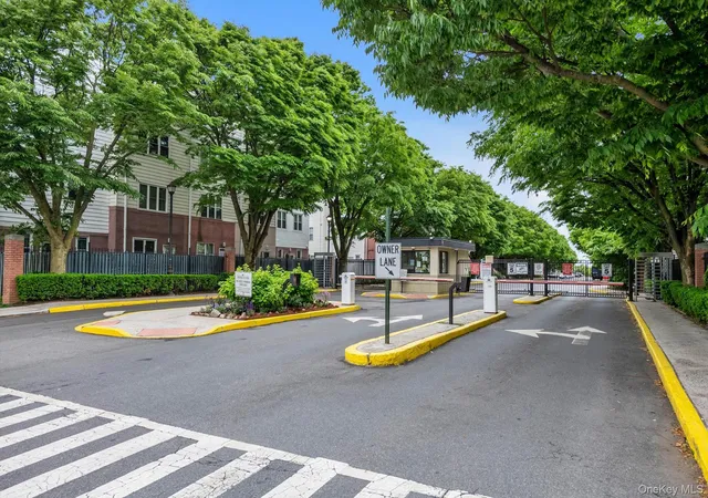 1st image of 126 Sunset Blvd #11126, New York, NY 10473 | MLS# 998939