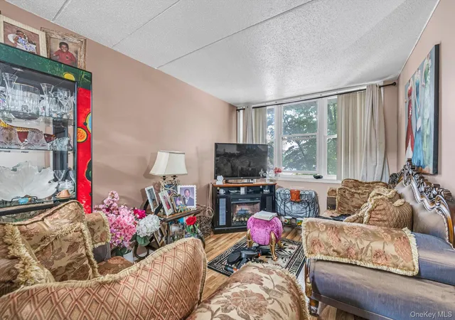 Photo 3 of Condo for sale at 126 Sunset Blvd #11126, New York, NY 10473 | MLS# 998939 | Listing updated on 2026-09-25