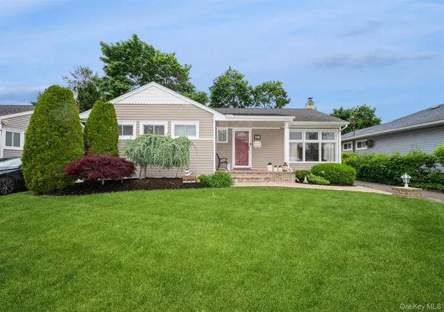 1st image of 361 Spruce Ln, Hempstead, NY 11554 | MLS# 999022