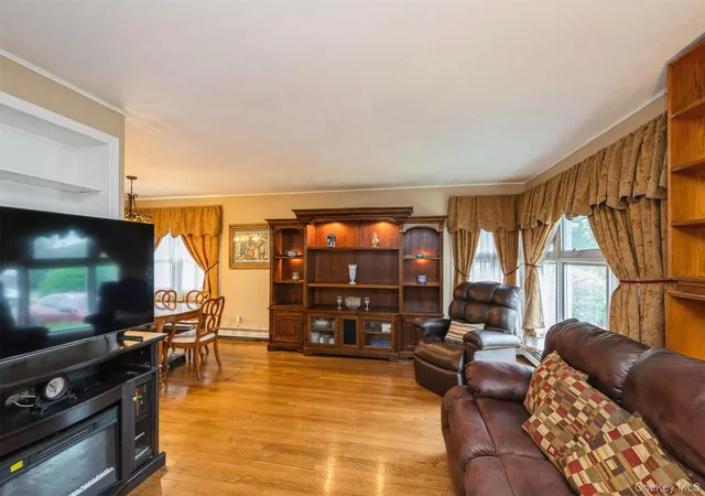 3rd image of 361 Spruce Ln, Hempstead, NY 11554 | MLS# 999022