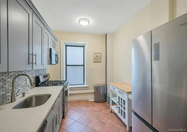 Listing Photo 4 - Condo for sale in Talbot Apartments located at 83-64 Talbot St, New York, NY 11415 - Unit #3A