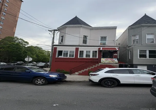 Photo 2 of Sale Pending at 3525 Barnes Ave, Bronx, NY 10467 | MLS# 999032 | Listing updated on 2026-08-13