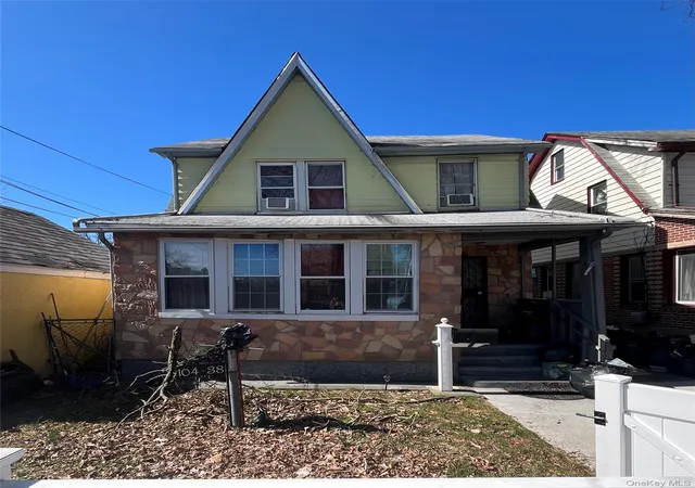 11th image of 10438 202nd St, New York, NY 11412 | MLS# 999049