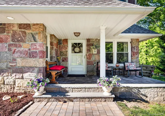Photo 3 of Sale Pending at 9 Birch Dr, Thiells, NY 10984 | MLS# 999061 | Listing updated on 2026-08-24
