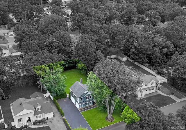 3rd image of 269 Southport St, Ronkonkoma, NY 11779 | MLS# 999131