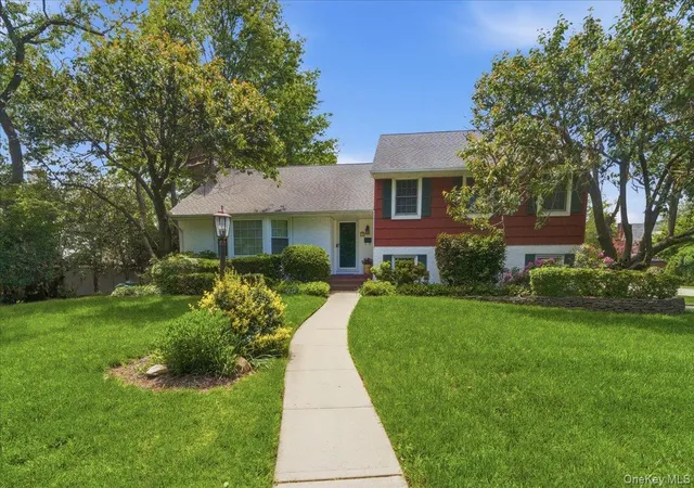 1st image of 8 Prospect Ave, Garden City, NY 11530 | MLS# 999132