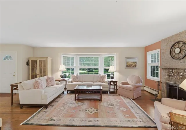 5th image of 8 Prospect Ave, Garden City, NY 11530 | MLS# 999132