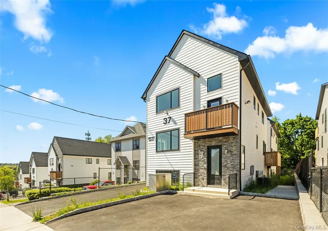 2nd image of 37 Ewing Ave #201, Spring Valley, NY 10977 | MLS# 999150