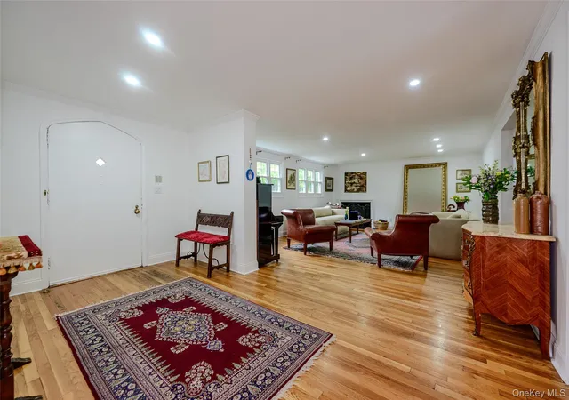 Photo 3 of Single family home for sale at 27 Ridge Dr E, North Hempstead, NY 11021 | MLS# 999153 | Listing updated on 2026-08-30