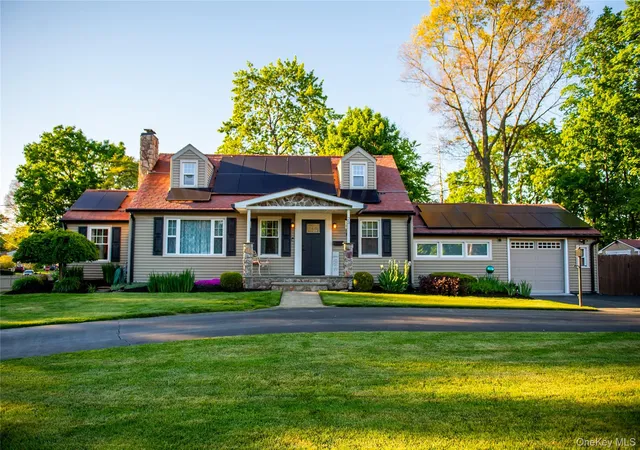 Homes for sale in Hyde Park, NY | 23 Caywood Pl, Hyde Park, NY 12538 | MLS# 999156