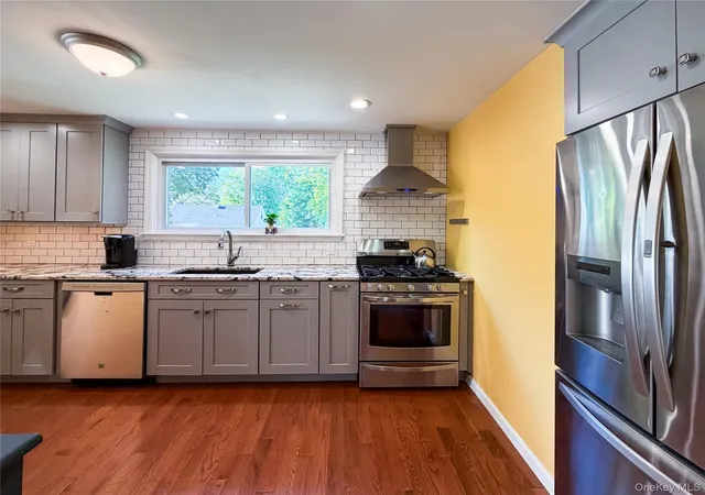 Homes for sale in Hyde Park, NY | 23 Caywood Pl, Hyde Park, NY 12538 | MLS# 999156