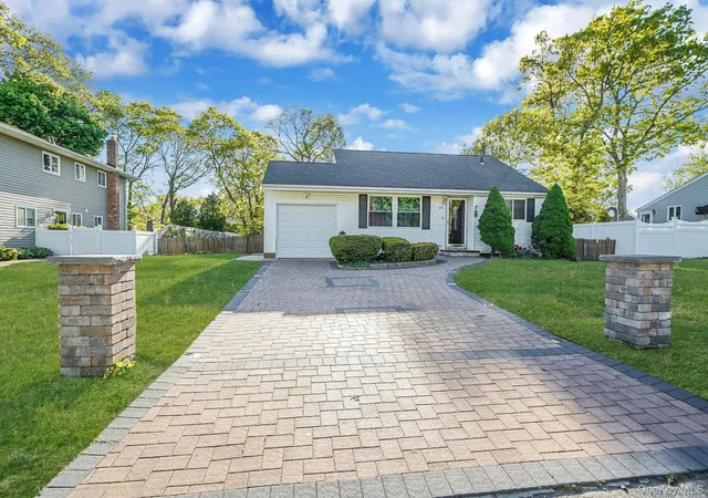 Single family home for sale at 39 Superior St, Port Jefferson Station, NY 11776 | MLS# 999163 | Listing updated on 2026-06-04