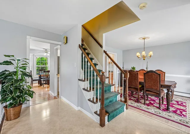 4th image of 12 Buttermilk Dr, New Windsor, NY 12553 | MLS# 999187