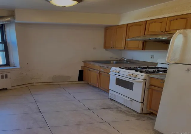 7th image of 14737 Roosevelt Ave #2B, Flushing, NY 11354 | MLS# 999195