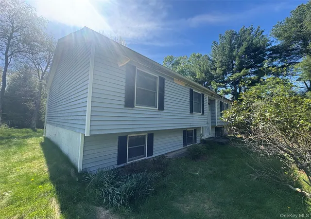 Homes for sale in Lumberland, NY | 1613 Forestburgh Rd, Lumberland, NY 12737 | MLS# 999217