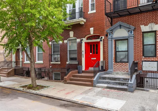 2nd image of 1068 Walton Ave, Bronx, NY 10452 | MLS# 999243