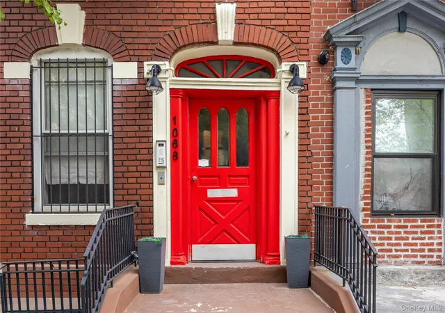 Photo 4 of House for sale at 1068 Walton Ave, Bronx, NY 10452 | MLS# 999243 | Listing updated on 2026-08-31