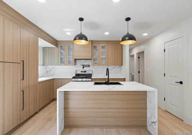 Photo 3 of Sale Pending at 14 Ellen Pl, Kings Park, NY 11754 | MLS# 999247 | Listing updated on 2026-07-08