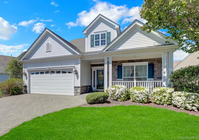 4th image of 54 Louden Loop, Brookhaven, NY 11766 | MLS# 999257