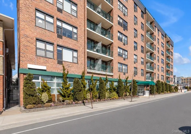 1st image of 333 E Broadway #1D, Long Beach, NY 11561 | MLS# 999283