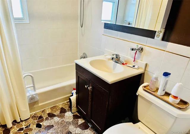 Photo 3 of Single family home for sale at 661 E 43rd Street, New York, NY 11203 | MLS# 999300 | Listing updated on 2026-10-01