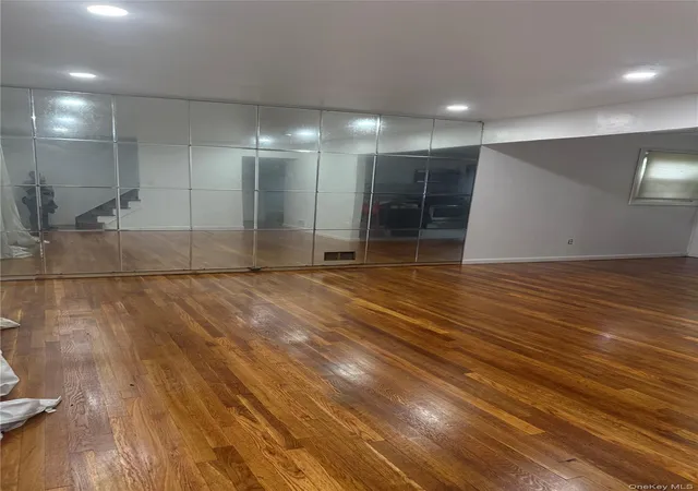 Photo 3 of Sale Pending at 49 Lincoln St, Elmont, NY 11003 | MLS# 999301 | Listing updated on 2026-08-15