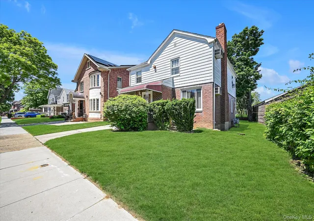 3rd image of 147-29 68Th Rd, New York, NY 11367 | MLS# 999313