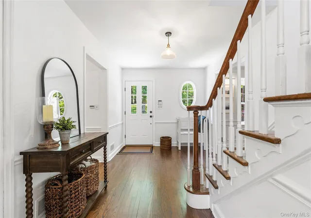 2nd image of 34 Sunny Ridge Rd, Harrison, NY 10528 | MLS# 999317