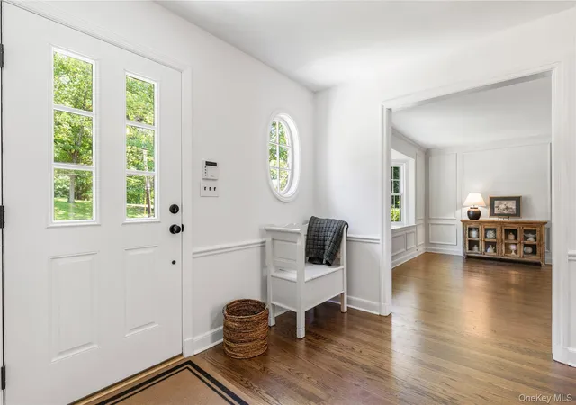 3rd image of 34 Sunny Ridge Rd, Harrison, NY 10528 | MLS# 999317