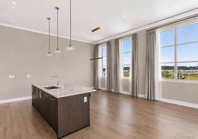 Homes for sale in Oyster Bay, NY | 100 Garvies Point Road #1009, Oyster Bay, NY 11542 | MLS# 999330