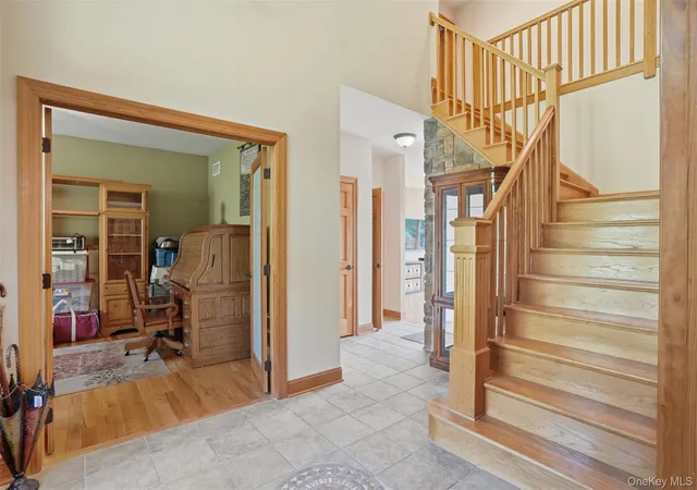 Photo 3 of Single family home for sale at 4 Rachel Ct, Bloomingburg, NY 12721 | MLS# 999407 | Listing updated on 2026-09-29