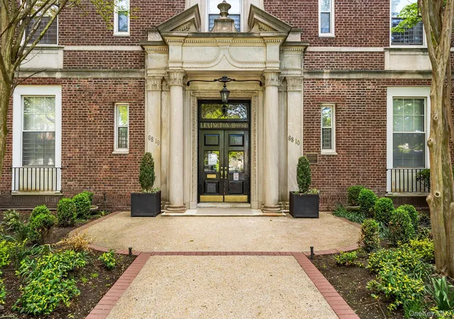 Photo 2 of Condo for sale at 68 10 108th Street #1D, Forest Hills, NY 11375 | MLS# 999480 | Listing updated on 2026-07-17