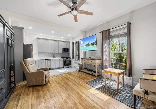 Photo 3 of Condo for sale at 68 10 108th Street #1D, Forest Hills, NY 11375 | MLS# 999480 | Listing updated on 2026-07-17