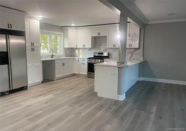 4th image of 17 Berkeley Ave, Brookhaven, NY 11784 | MLS# 999489