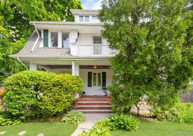 1st image of 197 Coligni Ave, New Rochelle, NY 10801 | MLS# 999492