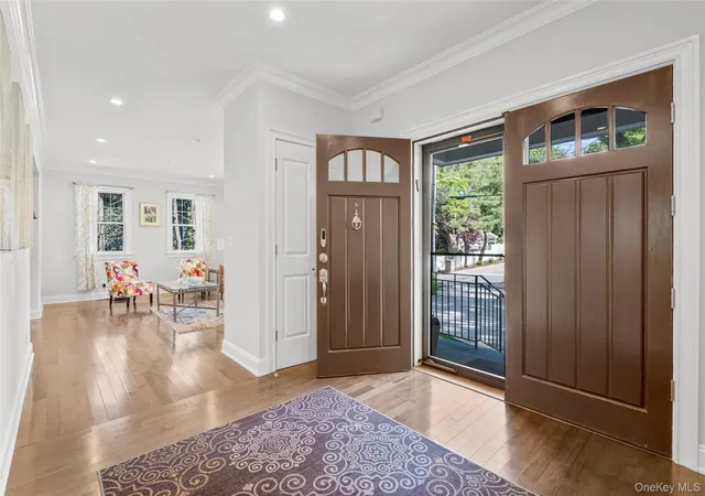 4th image of 17 Clover Pl, New Rochelle, NY 10805 | MLS# 999494