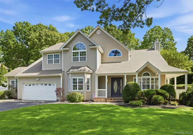 1st image of 10 Cayla Ln, Port Jefferson Station, NY 11776 | MLS# 999516