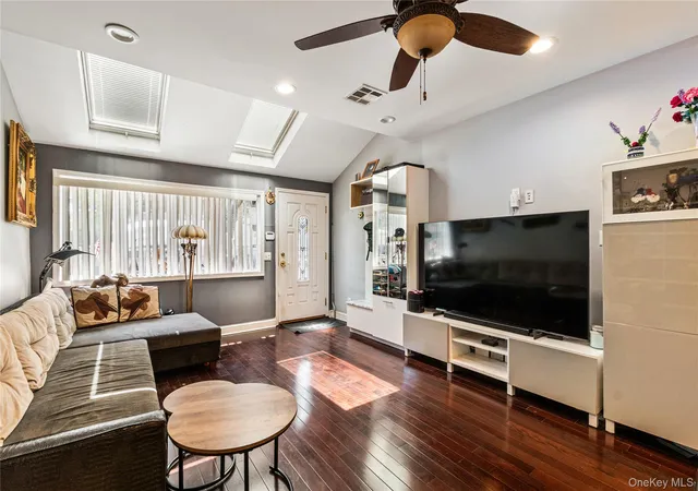 4th image of 2049 E 71St St, Brooklyn, NY 11234 | MLS# 999524