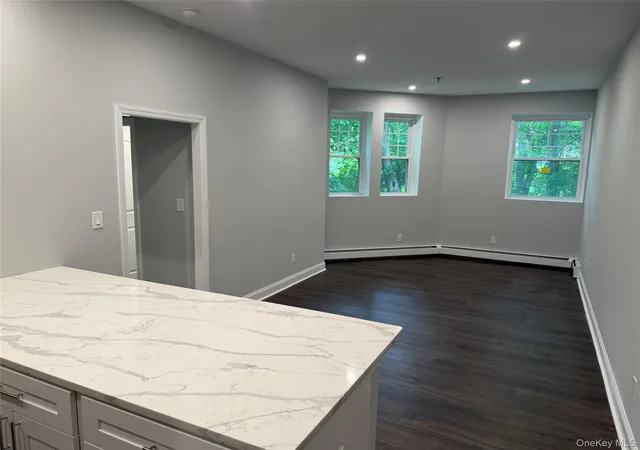 Homes for sale in Greenburgh, NY | 100 Clarewood Dr, Greenburgh, NY 10706