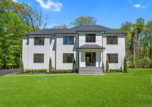 2nd image of 9 Wilderness Rd, Smithtown, NY 11780 | MLS# 999556