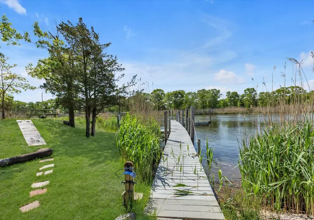 2nd image of 37 Corwell Ave, Riverhead, NY 11901 | MLS# 999574