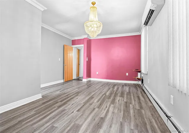 Photo 4 of House for sale at 430 Turneur Ave, Bronx, NY 10473 | MLS# 999586 | Listing updated on 2026-09-29